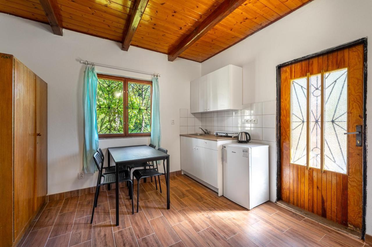 Chatovy Tabor Maly Ratmirov Exterior foto